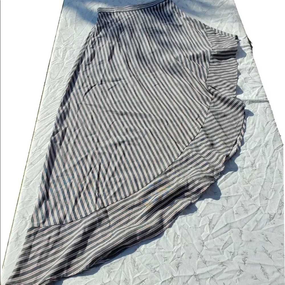 Lulu's King Harbor Maroon & Navy Striped Maxi Skirt
